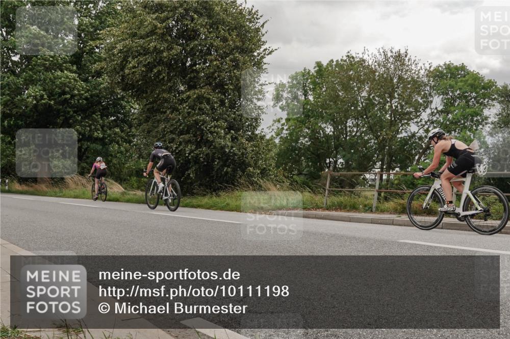 30.08.2026 - Elbe Triathlon Hamburg Michael Burmester http://msf.ph/oto/10111198 30.08.2026 14:13:21 Radfahren  meine-sportfotos.de