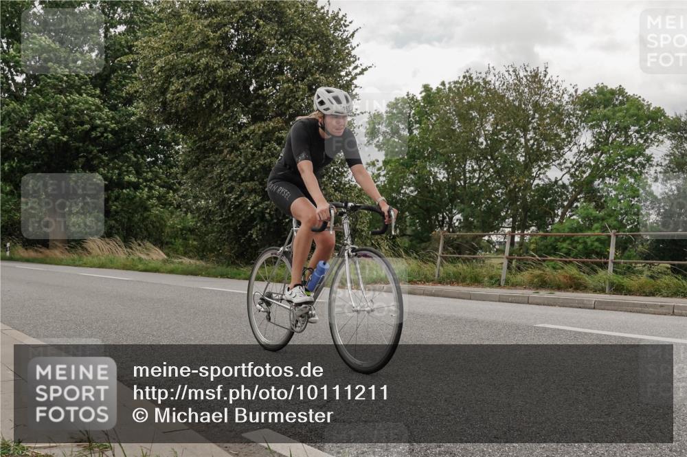 30.08.2026 - Elbe Triathlon Hamburg Michael Burmester http://msf.ph/oto/10111211 30.08.2026 14:14:23 Radfahren 163, 171 meine-sportfotos.de