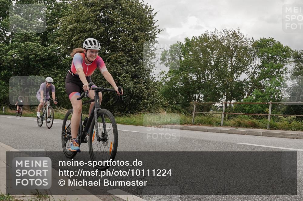30.08.2026 - Elbe Triathlon Hamburg Michael Burmester http://msf.ph/oto/10111224 30.08.2026 14:15:10 Radfahren 160, 167 meine-sportfotos.de