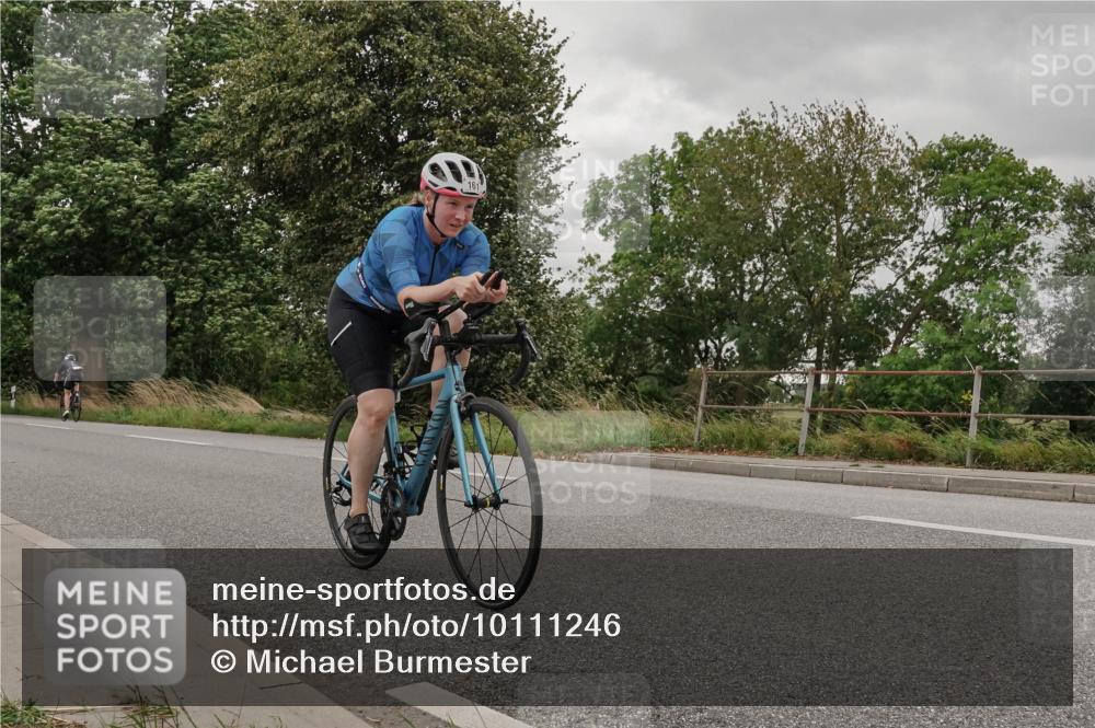 30.08.2026 - Elbe Triathlon Hamburg Michael Burmester http://msf.ph/oto/10111246 30.08.2026 14:16:25 Radfahren 9, 146, 161 meine-sportfotos.de