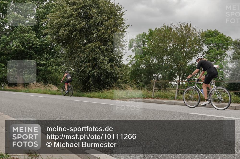 30.08.2026 - Elbe Triathlon Hamburg Michael Burmester http://msf.ph/oto/10111266 30.08.2026 14:17:55 Radfahren  meine-sportfotos.de