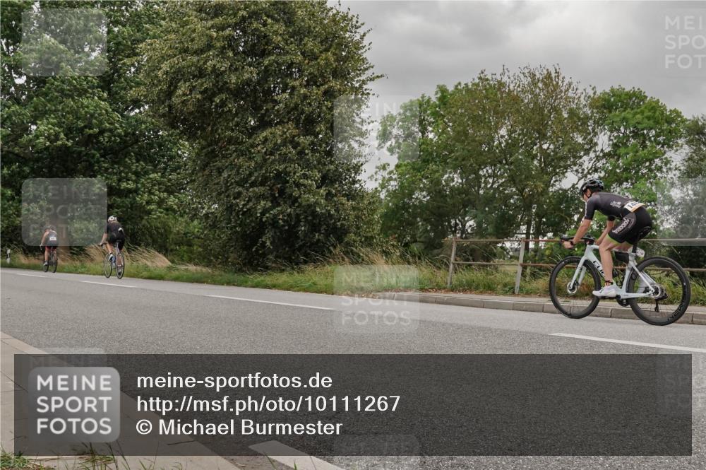 30.08.2026 - Elbe Triathlon Hamburg Michael Burmester http://msf.ph/oto/10111267 30.08.2026 14:17:56 Radfahren  meine-sportfotos.de
