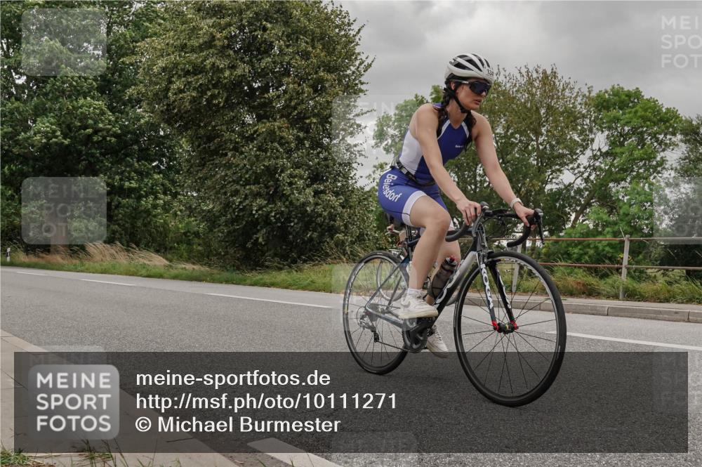 30.08.2026 - Elbe Triathlon Hamburg Michael Burmester http://msf.ph/oto/10111271 30.08.2026 14:18:16 Radfahren 134, 137 meine-sportfotos.de