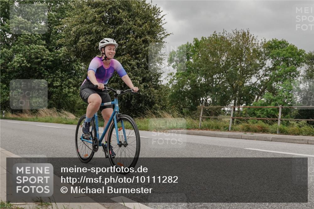 30.08.2026 - Elbe Triathlon Hamburg Michael Burmester http://msf.ph/oto/10111282 30.08.2026 14:18:53 Radfahren 130 meine-sportfotos.de
