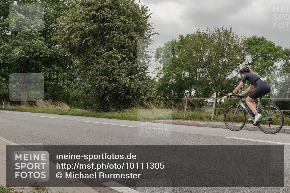 30.08.2026 - Elbe Triathlon Hamburg Michael Burmester http://msf.ph/oto/10111305 30.08.2026 14:20:32 Radfahren 138 meine-sportfotos.de