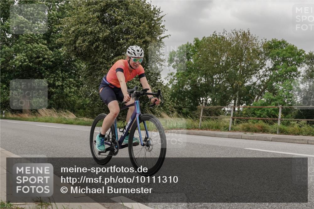 30.08.2026 - Elbe Triathlon Hamburg Michael Burmester http://msf.ph/oto/10111310 30.08.2026 14:20:56 Radfahren 146, 147, 165, 172 meine-sportfotos.de