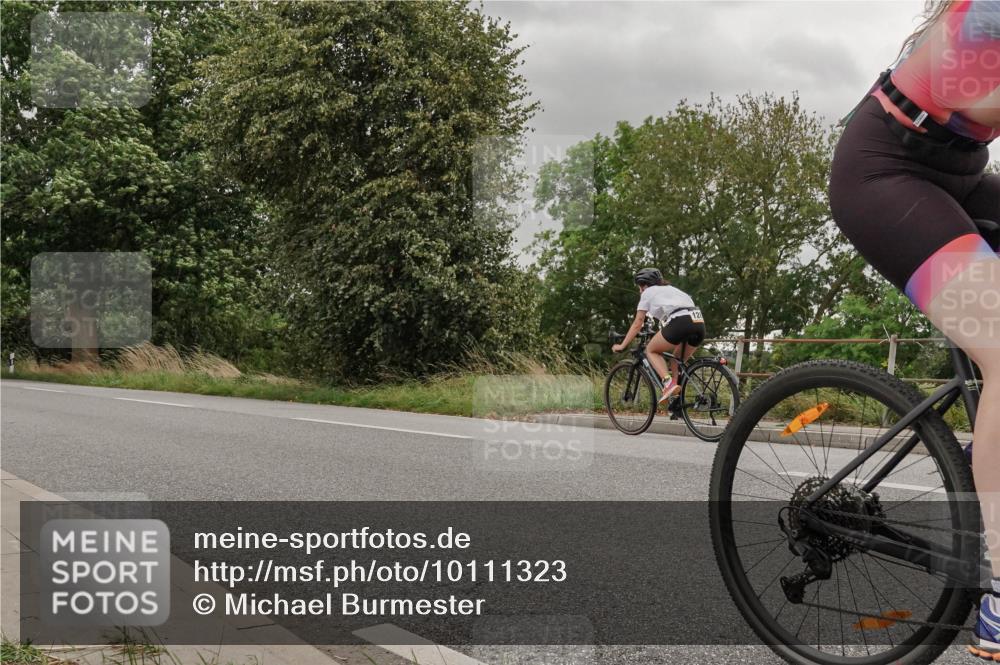 30.08.2026 - Elbe Triathlon Hamburg Michael Burmester http://msf.ph/oto/10111323 30.08.2026 14:21:44 Radfahren 160 meine-sportfotos.de