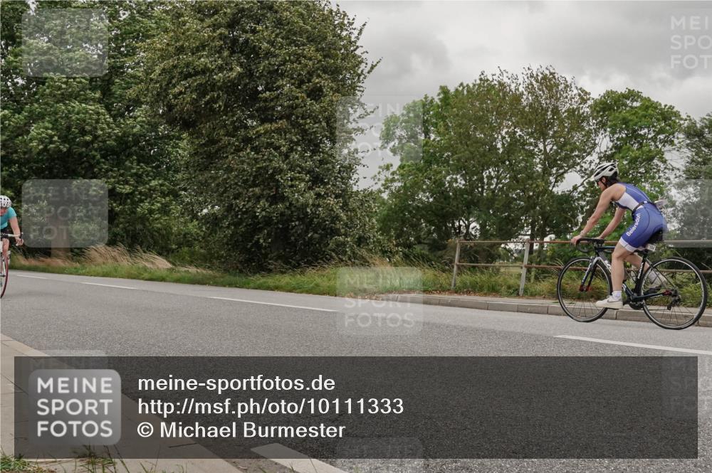 30.08.2026 - Elbe Triathlon Hamburg Michael Burmester http://msf.ph/oto/10111333 30.08.2026 14:22:30 Radfahren 142, 153 meine-sportfotos.de