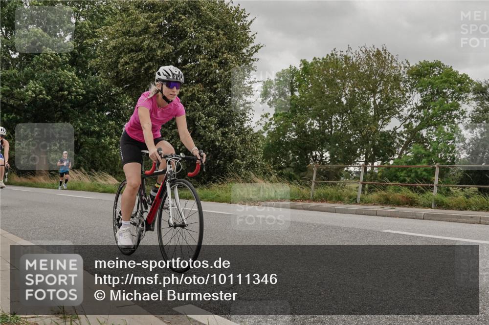 30.08.2026 - Elbe Triathlon Hamburg Michael Burmester http://msf.ph/oto/10111346 30.08.2026 14:24:07 Radfahren 134, 145 meine-sportfotos.de