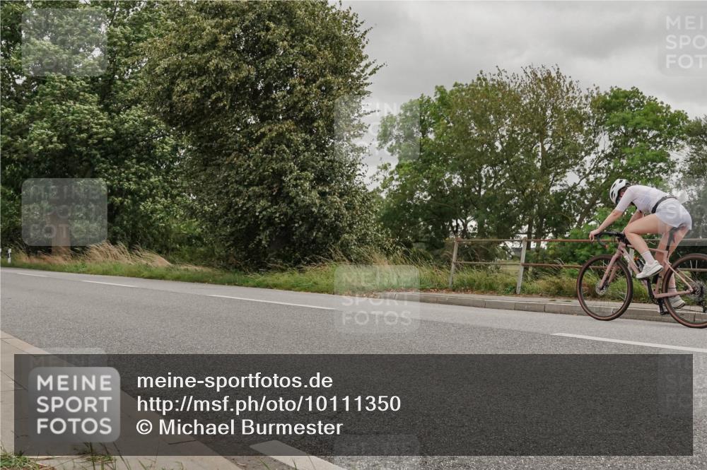 30.08.2026 - Elbe Triathlon Hamburg Michael Burmester http://msf.ph/oto/10111350 30.08.2026 14:24:34 Radfahren  meine-sportfotos.de