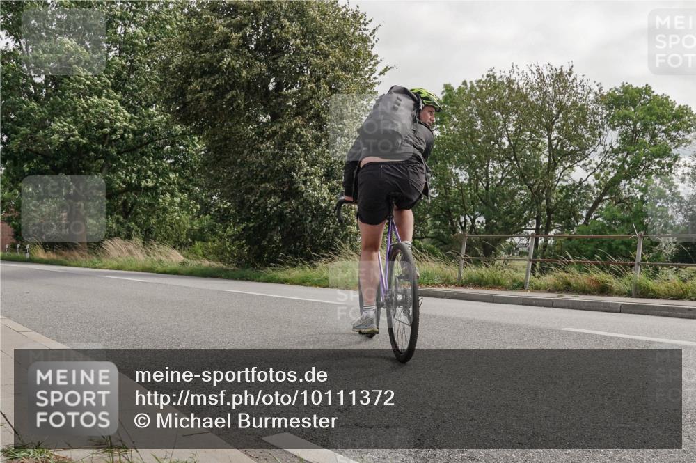30.08.2026 - Elbe Triathlon Hamburg Michael Burmester http://msf.ph/oto/10111372 30.08.2026 14:35:31 Radfahren  meine-sportfotos.de