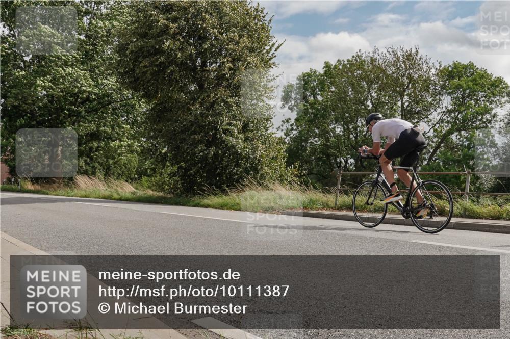 30.08.2026 - Elbe Triathlon Hamburg Michael Burmester http://msf.ph/oto/10111387 30.08.2026 14:41:40 Radfahren  meine-sportfotos.de