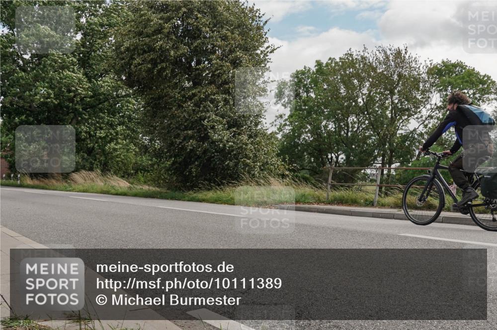 30.08.2026 - Elbe Triathlon Hamburg Michael Burmester http://msf.ph/oto/10111389 30.08.2026 14:42:07 Radfahren  meine-sportfotos.de