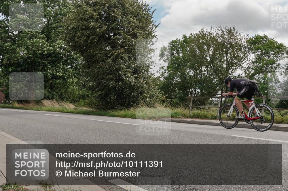 30.08.2026 - Elbe Triathlon Hamburg Michael Burmester http://msf.ph/oto/10111391 30.08.2026 14:42:46 Radfahren  meine-sportfotos.de