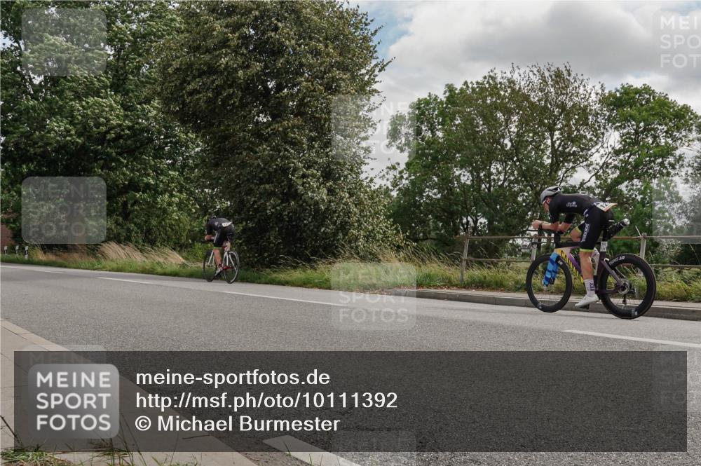 30.08.2026 - Elbe Triathlon Hamburg Michael Burmester http://msf.ph/oto/10111392 30.08.2026 14:42:47 Radfahren  meine-sportfotos.de