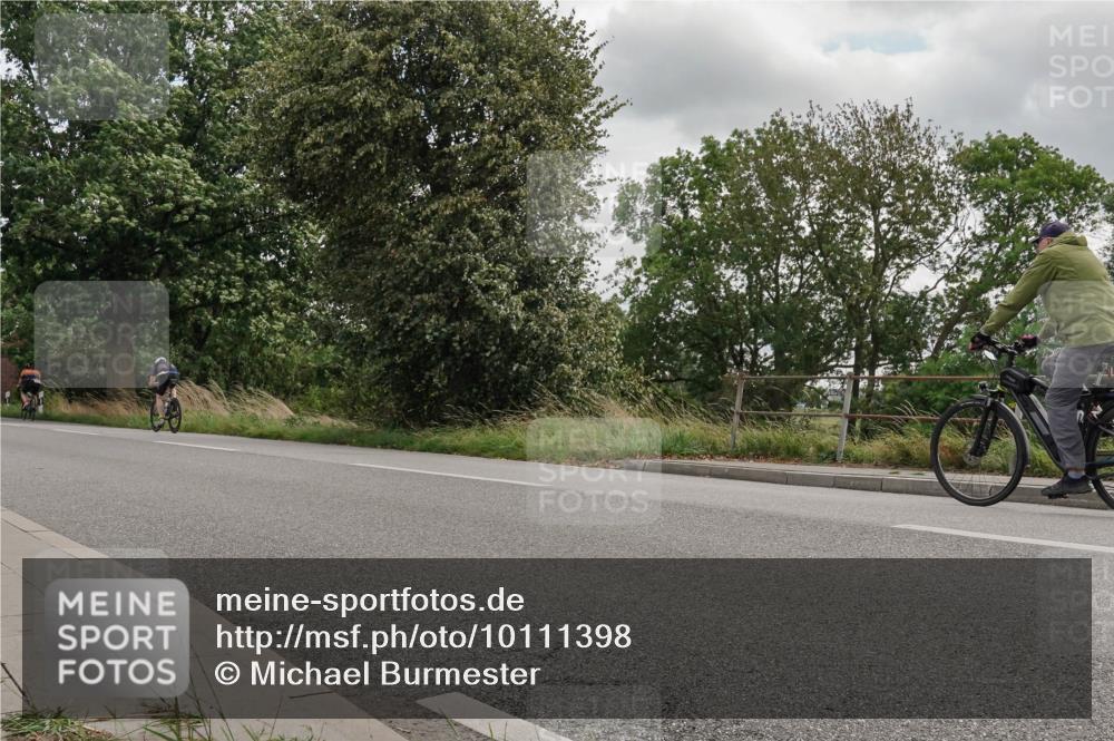 30.08.2026 - Elbe Triathlon Hamburg Michael Burmester http://msf.ph/oto/10111398 30.08.2026 14:43:22 Radfahren  meine-sportfotos.de