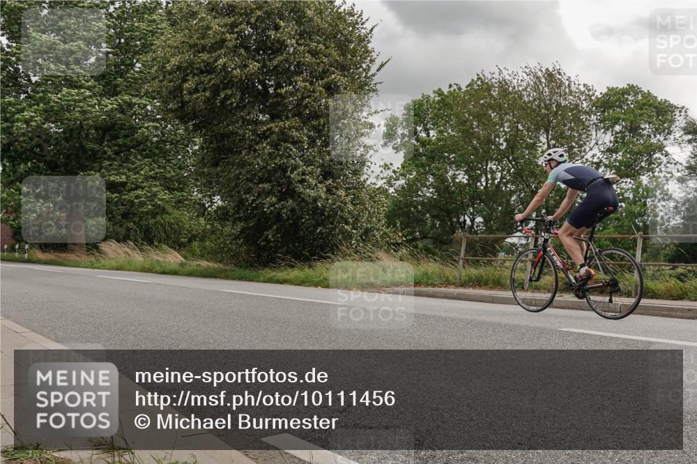 30.08.2026 - Elbe Triathlon Hamburg Michael Burmester http://msf.ph/oto/10111456 30.08.2026 14:50:10 Radfahren  meine-sportfotos.de