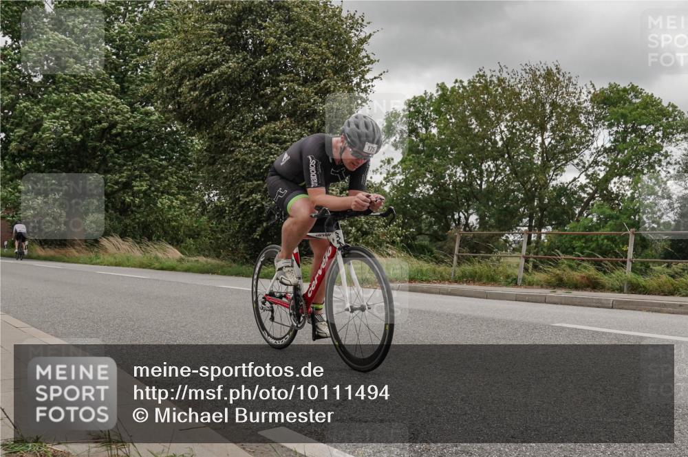 30.08.2026 - Elbe Triathlon Hamburg Michael Burmester http://msf.ph/oto/10111494 30.08.2026 14:52:55 Radfahren  meine-sportfotos.de