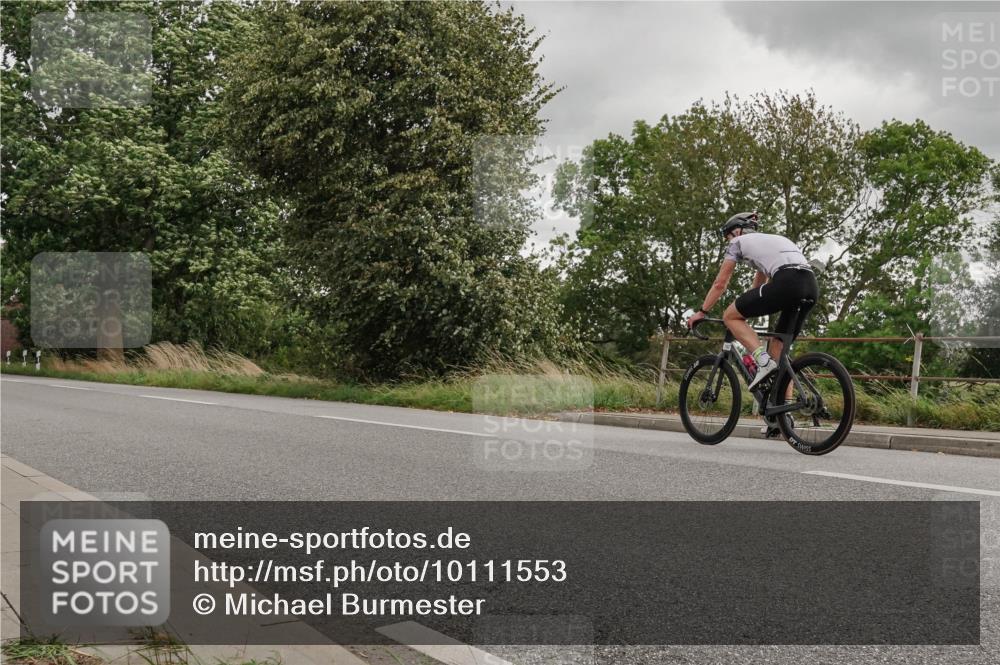 30.08.2026 - Elbe Triathlon Hamburg Michael Burmester http://msf.ph/oto/10111553 30.08.2026 14:57:19 Radfahren  meine-sportfotos.de