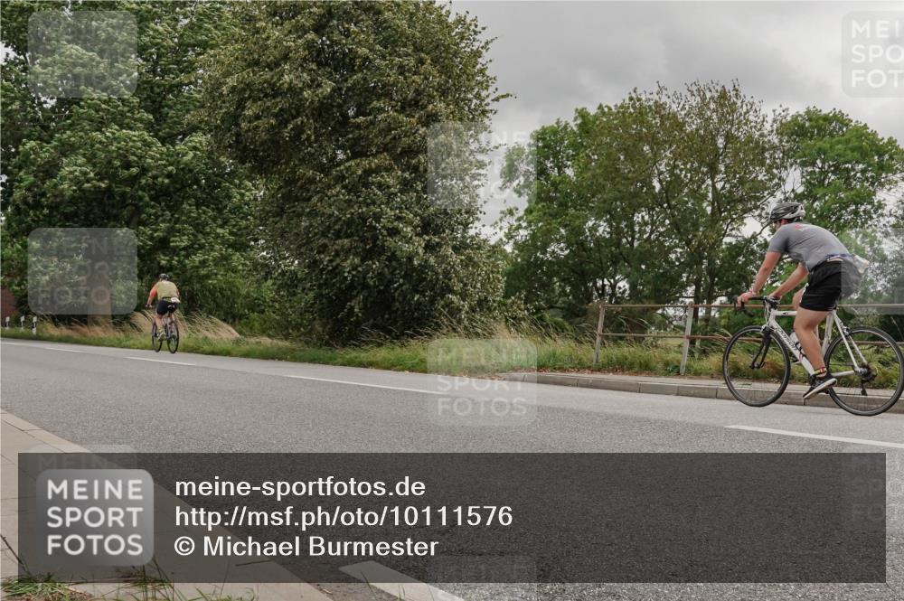 30.08.2026 - Elbe Triathlon Hamburg Michael Burmester http://msf.ph/oto/10111576 30.08.2026 14:59:28 Radfahren  meine-sportfotos.de