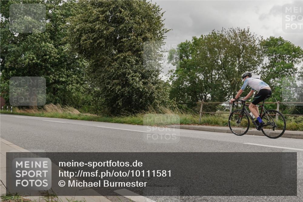 30.08.2026 - Elbe Triathlon Hamburg Michael Burmester http://msf.ph/oto/10111581 30.08.2026 14:59:47 Radfahren  meine-sportfotos.de