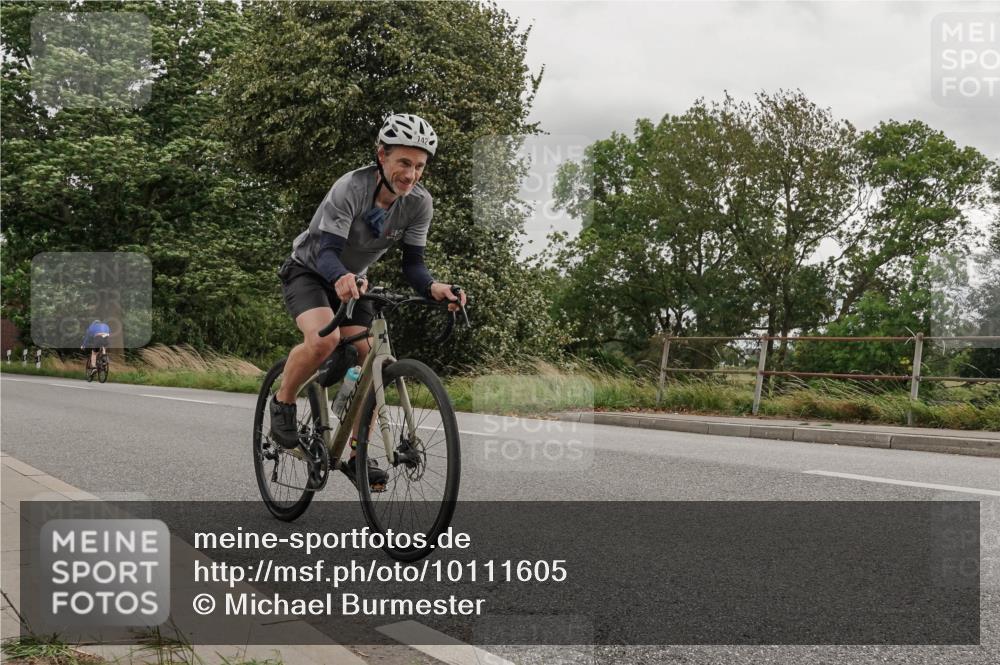 30.08.2026 - Elbe Triathlon Hamburg Michael Burmester http://msf.ph/oto/10111605 30.08.2026 15:02:56 Radfahren 130 meine-sportfotos.de