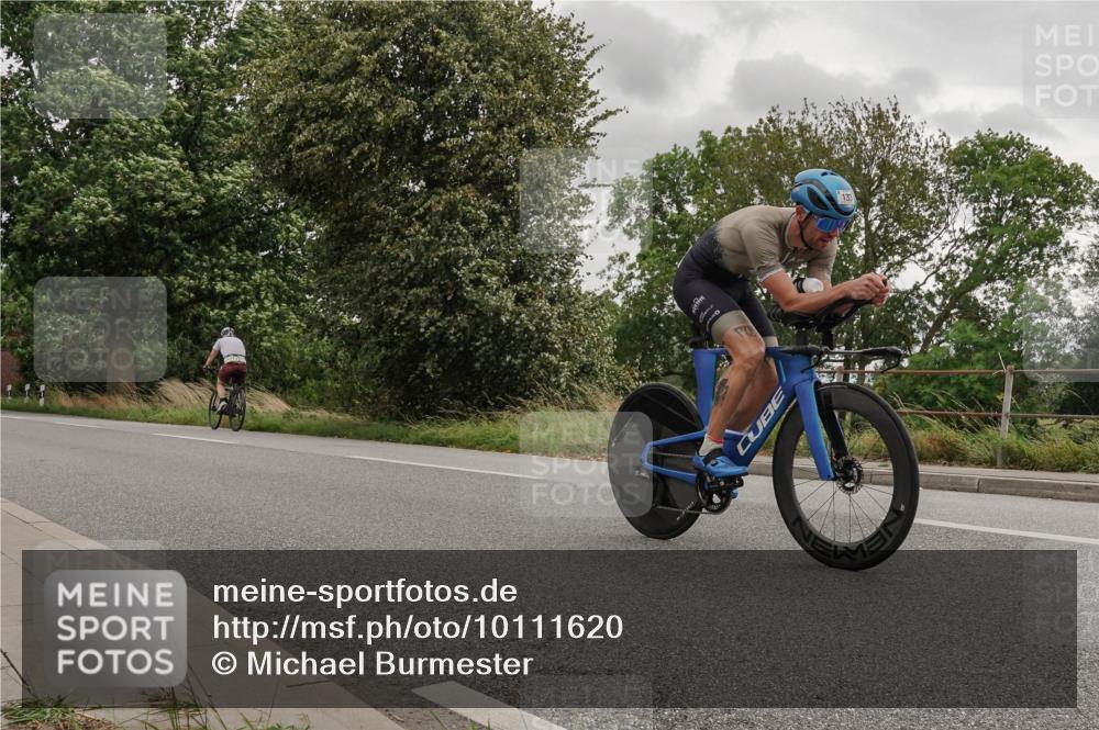 30.08.2026 - Elbe Triathlon Hamburg Michael Burmester http://msf.ph/oto/10111620 30.08.2026 15:05:14 Radfahren 133 meine-sportfotos.de