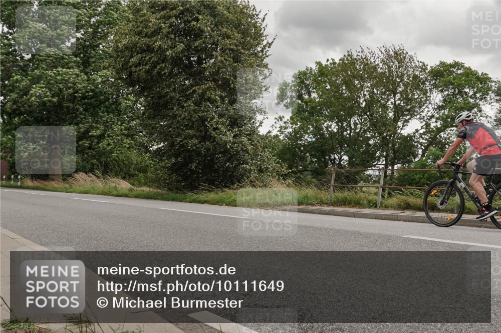 30.08.2026 - Elbe Triathlon Hamburg Michael Burmester http://msf.ph/oto/10111649 30.08.2026 15:12:37 Radfahren  meine-sportfotos.de