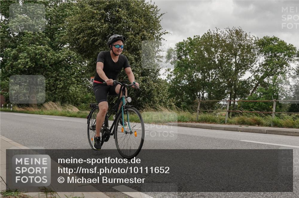 30.08.2026 - Elbe Triathlon Hamburg Michael Burmester http://msf.ph/oto/10111652 30.08.2026 15:13:01 Radfahren  meine-sportfotos.de