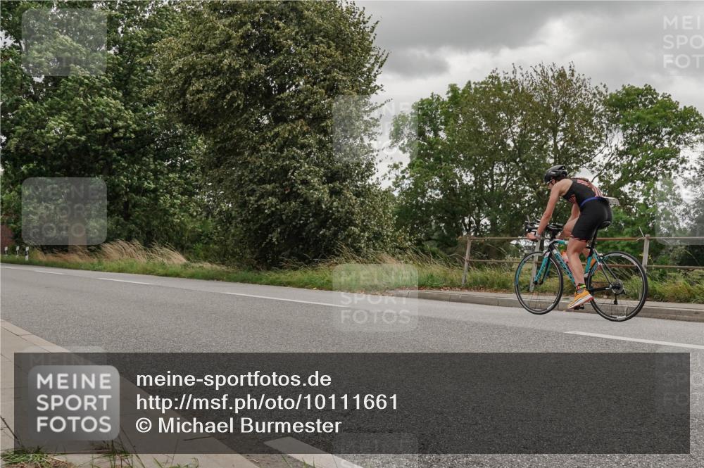 30.08.2026 - Elbe Triathlon Hamburg Michael Burmester http://msf.ph/oto/10111661 30.08.2026 15:16:09 Radfahren  meine-sportfotos.de