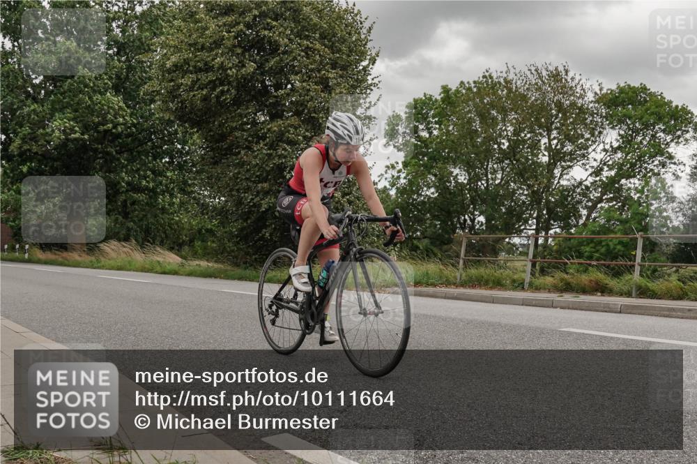30.08.2026 - Elbe Triathlon Hamburg Michael Burmester http://msf.ph/oto/10111664 30.08.2026 15:16:34 Radfahren  meine-sportfotos.de