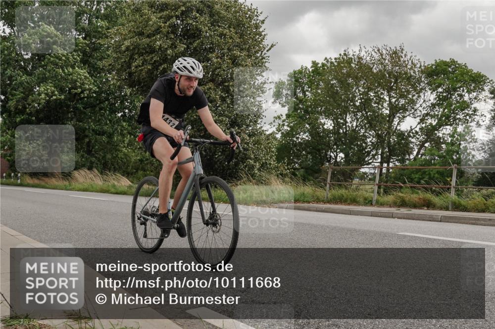 30.08.2026 - Elbe Triathlon Hamburg Michael Burmester http://msf.ph/oto/10111668 30.08.2026 15:17:52 Radfahren 14321 meine-sportfotos.de