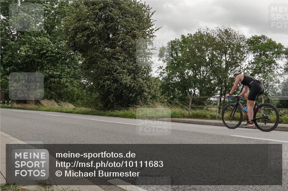 30.08.2026 - Elbe Triathlon Hamburg Michael Burmester http://msf.ph/oto/10111683 30.08.2026 15:21:25 Radfahren  meine-sportfotos.de