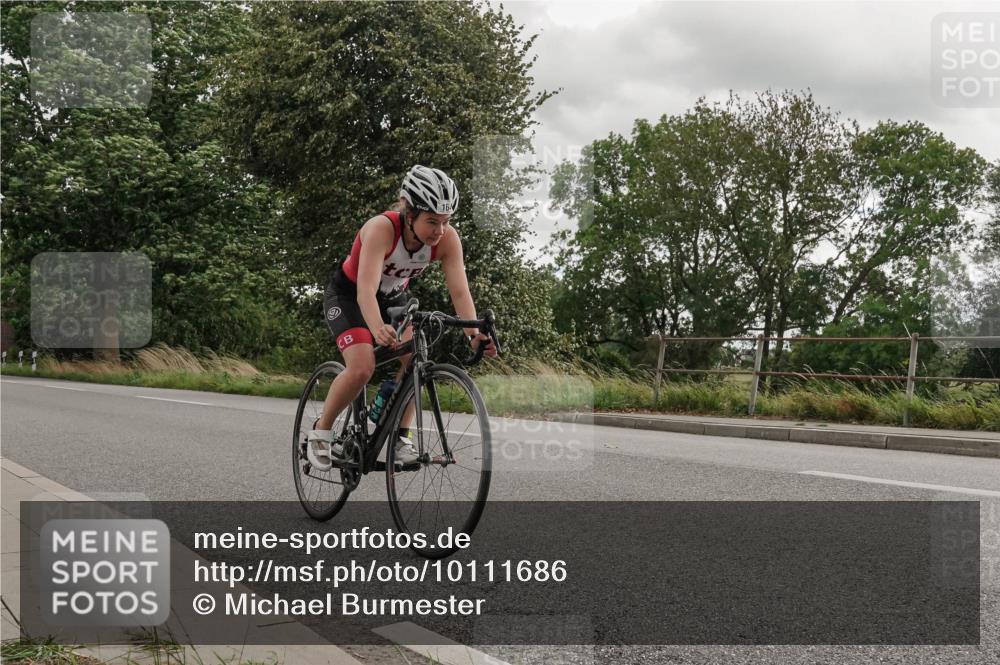 30.08.2026 - Elbe Triathlon Hamburg Michael Burmester http://msf.ph/oto/10111686 30.08.2026 15:21:40 Radfahren  meine-sportfotos.de