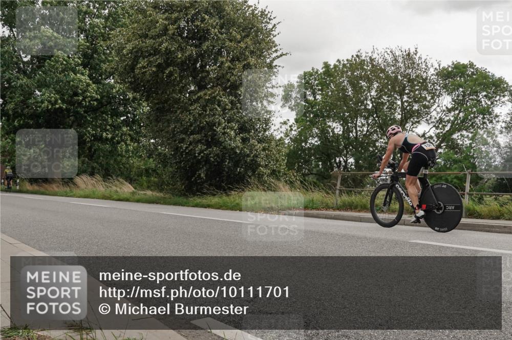 30.08.2026 - Elbe Triathlon Hamburg Michael Burmester http://msf.ph/oto/10111701 30.08.2026 15:23:33 Radfahren  meine-sportfotos.de