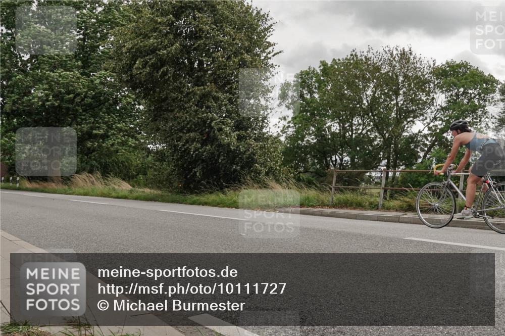 30.08.2026 - Elbe Triathlon Hamburg Michael Burmester http://msf.ph/oto/10111727 30.08.2026 15:26:59 Radfahren  meine-sportfotos.de