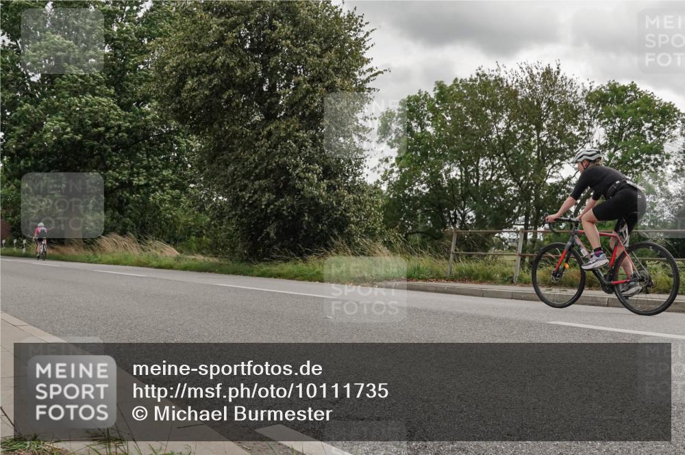 30.08.2026 - Elbe Triathlon Hamburg Michael Burmester http://msf.ph/oto/10111735 30.08.2026 15:27:22 Radfahren  meine-sportfotos.de