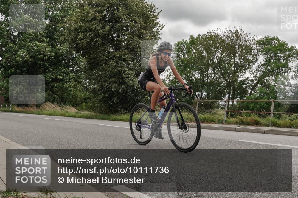 30.08.2026 - Elbe Triathlon Hamburg Michael Burmester http://msf.ph/oto/10111736 30.08.2026 15:27:32 Radfahren  meine-sportfotos.de