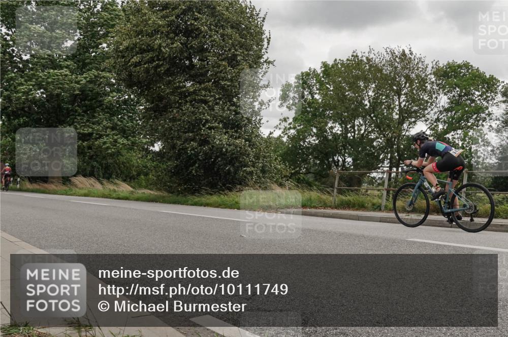 30.08.2026 - Elbe Triathlon Hamburg Michael Burmester http://msf.ph/oto/10111749 30.08.2026 15:28:48 Radfahren  meine-sportfotos.de