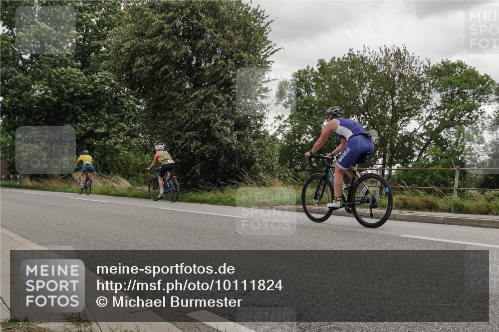 30.08.2026 - Elbe Triathlon Hamburg Michael Burmester http://msf.ph/oto/10111824 30.08.2026 15:35:28 Radfahren  meine-sportfotos.de
