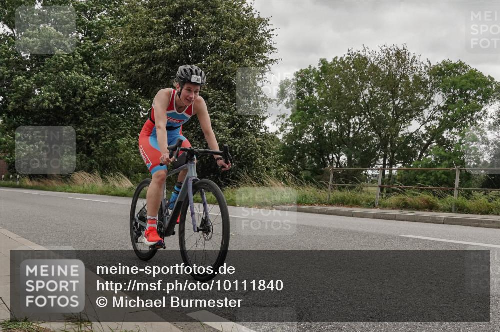 30.08.2026 - Elbe Triathlon Hamburg Michael Burmester http://msf.ph/oto/10111840 30.08.2026 15:37:04 Radfahren 135 meine-sportfotos.de
