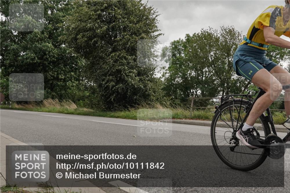 30.08.2026 - Elbe Triathlon Hamburg Michael Burmester http://msf.ph/oto/10111842 30.08.2026 15:37:21 Radfahren  meine-sportfotos.de