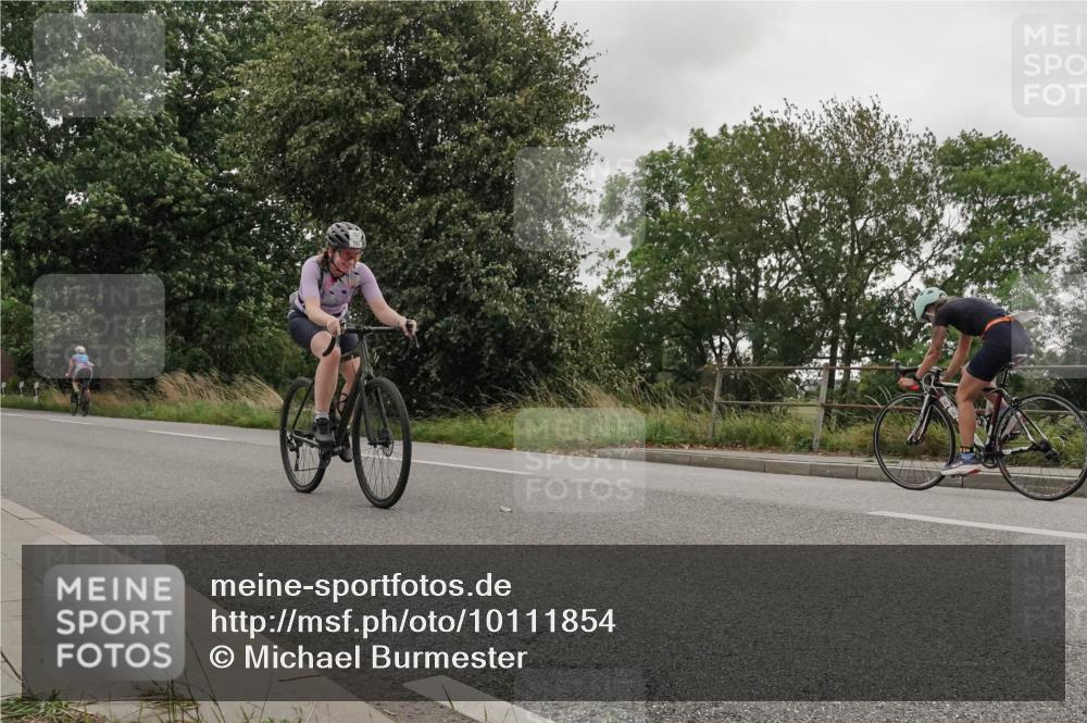 30.08.2026 - Elbe Triathlon Hamburg Michael Burmester http://msf.ph/oto/10111854 30.08.2026 15:39:04 Radfahren  meine-sportfotos.de