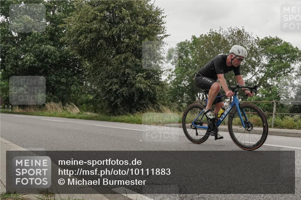 30.08.2026 - Elbe Triathlon Hamburg Michael Burmester http://msf.ph/oto/10111883 30.08.2026 15:41:58 Radfahren  meine-sportfotos.de