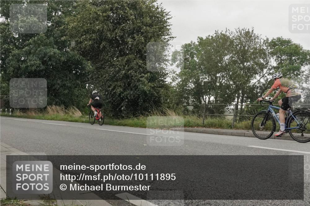 30.08.2026 - Elbe Triathlon Hamburg Michael Burmester http://msf.ph/oto/10111895 30.08.2026 15:44:20 Radfahren 147 meine-sportfotos.de