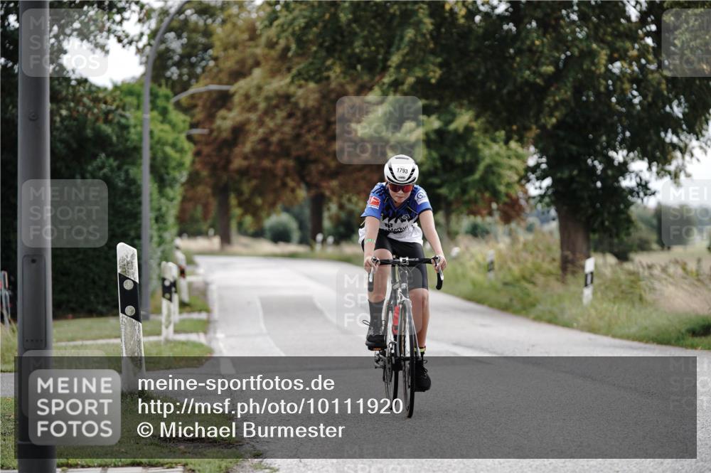 30.08.2026 - Elbe Triathlon Hamburg Michael Burmester http://msf.ph/oto/10111920 30.08.2026 12:52:04 Radfahren 1793, 3, 1793 meine-sportfotos.de