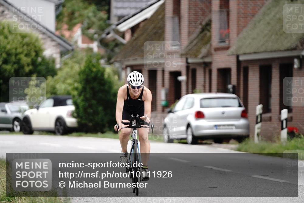 30.08.2026 - Elbe Triathlon Hamburg Michael Burmester http://msf.ph/oto/10111926 30.08.2026 14:09:50 Radfahren 175, 2302, 171, 175 meine-sportfotos.de
