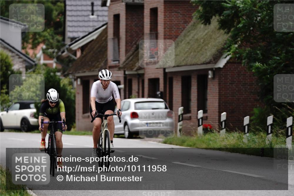 30.08.2026 - Elbe Triathlon Hamburg Michael Burmester http://msf.ph/oto/10111958 30.08.2026 14:13:43 Radfahren 140, 150 meine-sportfotos.de