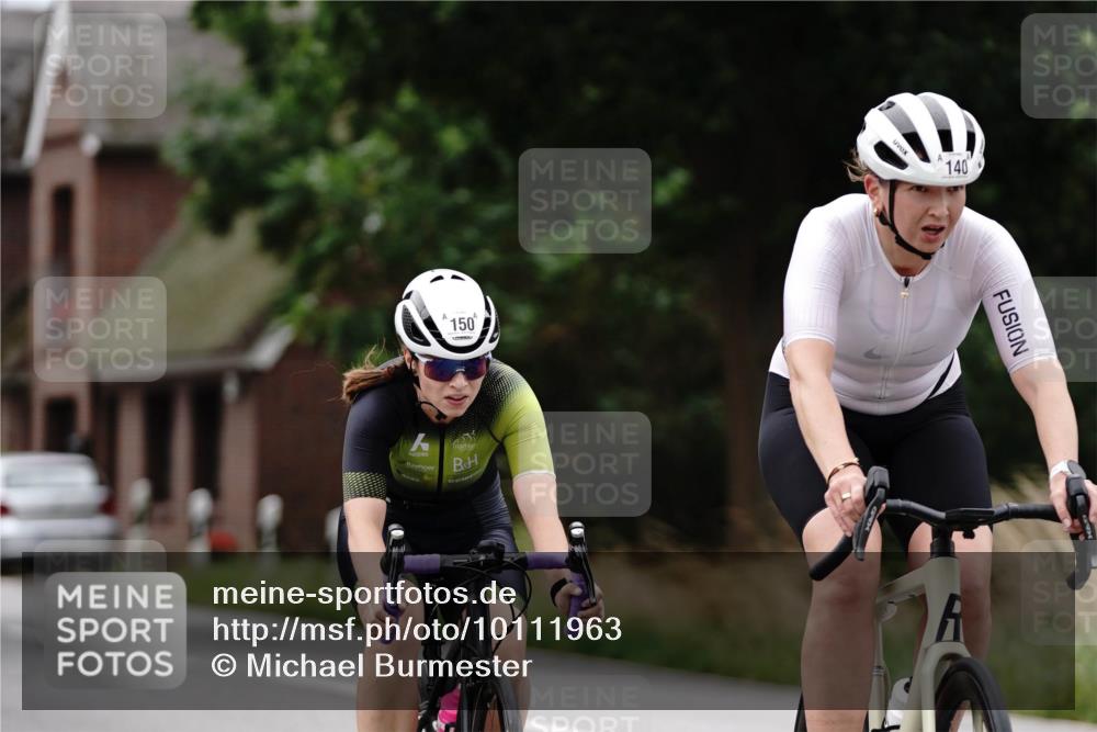 30.08.2026 - Elbe Triathlon Hamburg Michael Burmester http://msf.ph/oto/10111963 30.08.2026 14:13:46 Radfahren 150, 140, 150 meine-sportfotos.de