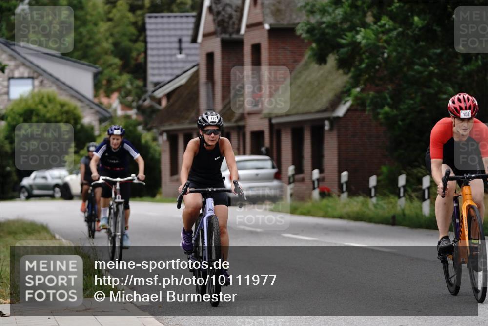 30.08.2026 - Elbe Triathlon Hamburg Michael Burmester http://msf.ph/oto/10111977 30.08.2026 14:14:06 Radfahren 170, 152, 136, 141, 164, 170 meine-sportfotos.de